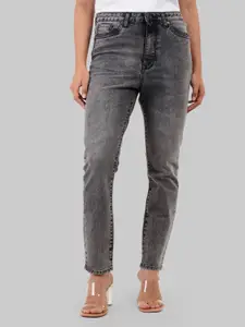 Underrated Club Women Skinny Fit High-Rise Heavy Fade Jeans