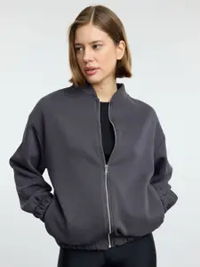 Trendyol Women Mandarin Collar Sweatshirt