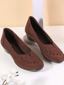 Metro Women Ballerinas with Laser Cuts Flats