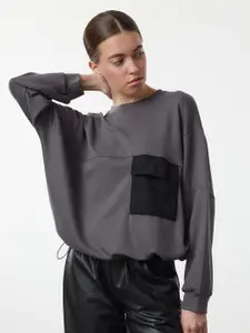 Trendyol Women Colourblocked Sweatshirt