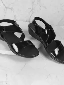 WALKWAY by Metro Block Pumps with Buckles