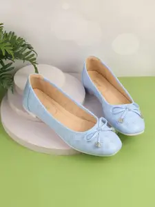 Mochi Wedge Pumps with Bows