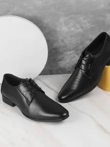 Mochi Men Leather Textured Formal Lace-Ups Derbys Shoes