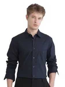 RARE RABBIT Men Comfort Fit  Spread Collar Solid Cotton Formal Shirt