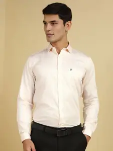 Allen Solly Men Slim Fit Spread Collar Geometric Printed Cotton Formal Shirt