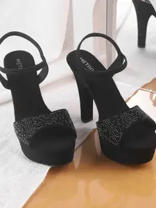 Metro Women Flatform Sandals