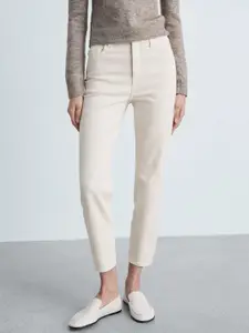 MANGO Women Newmom High-Rise Comfort Stretchable Jeans