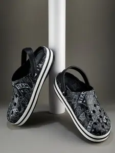 Campus Men Printed Clogs