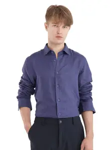 RARE RABBIT Men Comfort Fit  Spread Collar Solid Formal Shirt