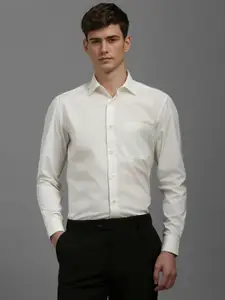 Louis Philippe Men Classic Fit Spread Collar Solid Cotton Formal Shirt