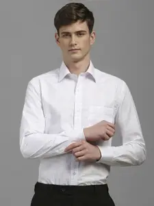 Louis Philippe Men Classic Fit Spread Collar Checked Cotton Formal Shirt