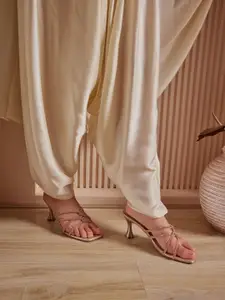 CAI Women Entangled in Glitter Pink Heel