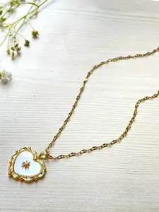 V FASHION JEWELLERY Gold-Plated Handcrafted Necklace