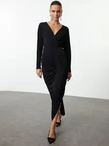 Trendyol V-Neck Bodycon Maxi Dress