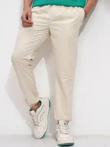 HIGHLANDER Men Solid Elasticated Jogger