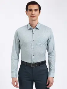 Peter England Men Spread Collar Geometric Printed Cotton Formal Shirt