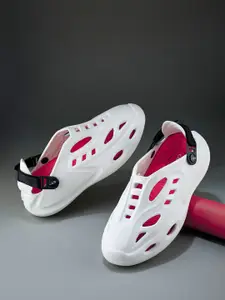 Campus Men Casual Clogs