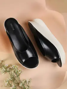 Mochi Women Wedge Heel Sandals