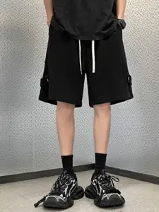 StyleCast Men Loose Fit Knee Length Cargo Shorts