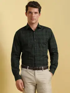 Allen Solly Men Slim Fit Spread Collar Tartan Checked Cotton Formal Shirt