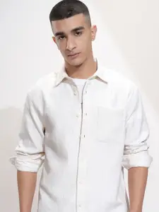 HIGHLANDER Men Spread Collar Textured Cotton Casual Shirt