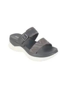 Mochi Women Comfort Sandals