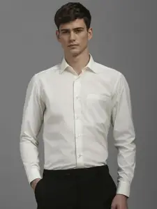 Louis Philippe Men Classic Fit Spread Collar Solid Cotton Formal Shirt