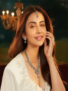 AccessHer Kundan Stone Studded Necklace And Earrings With Maang Tikka