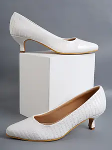 DressBerry Textured Velvet Party Kitten Pumps