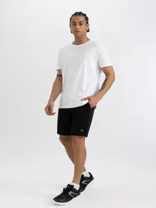 DeFacto Men Mid-Rise Shorts