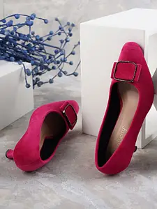 DressBerry Embellished Velvet Kitten Heel Pumps