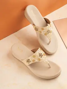 Inc 5 Women Ethnic Flatform Sandals