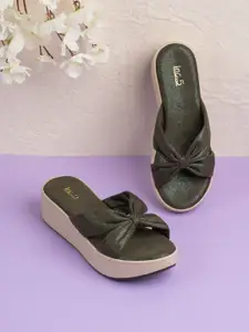 Inc 5 Women Flatform Sandals
