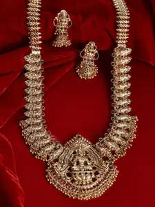 Voylla Gold Opulence Sowbhagya Temple Necklace Set