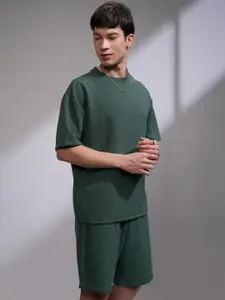 HIGHLANDER Men Round Neck Textured Dropshoulder Oversized Tshirt With Loose With Shorts