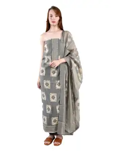 MOZAFIA Geometric Printed Unstitched Dress Material