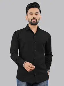 IKON FASHION Men Original Fit Spread Collar Solid Casual Shirt