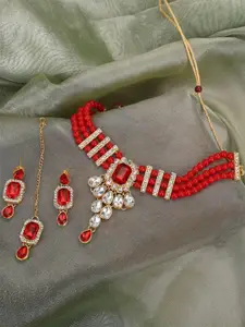 EVY Gold Plated Artificial Stones Studded & Beaded Necklace With Earrrings & Maang Tika