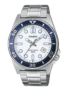 CASIO Men Dial & Stainless Steel Cuff Straps Analogue Watch A2379