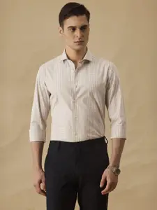 Snitch Men Classic Slim Fit Opaque Checked Casual Shirt