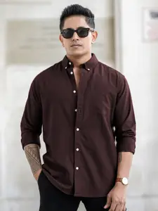 Powerlook Men Regular Fit Button-Down Collar Solid Cotton Casual Shirt
