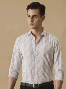 Snitch Men Classic Slim Fit Opaque Checked Casual Shirt