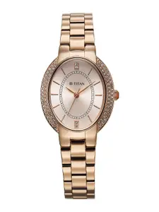 Titan Women Titan Metro Dial & Stainless Steel Bracelet Style Analogue Watch 95304WM01