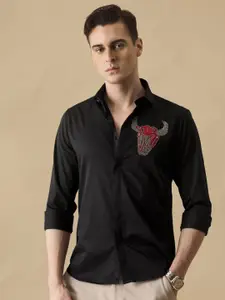 Snitch Men Classic Slim Fit Animal Opaque Printed Casual Shirt