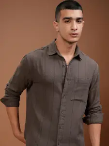 HIGHLANDER Men Relaxed Fit Spread Collar Textured Cotton Casual Shirt