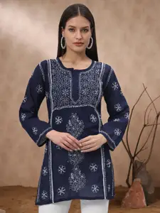 PARAMOUNT CHIKAN Women Ethnic Motifs Embroidered Chikankari Kurti