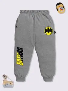 YK X Minute Mirth Boys Graphic Printed Joggers