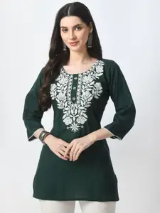LIBOZA Floral Embroidered Chikankari Kurti
