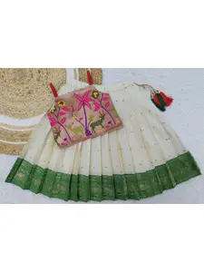 FELIZ THE DESIGNER STUDIO Girls Floral Woven Design Ready to Wear Lehenga & Blouse