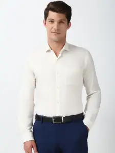 Peter England Men Slim Fit Cutaway Collar Solid Cotton Formal Shirt